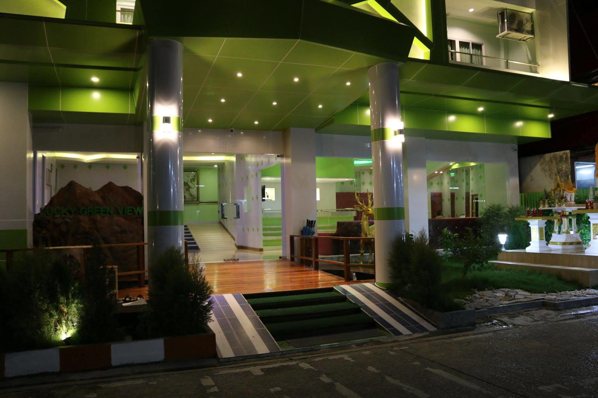 Lucky Green View Bangkok Bagian luar foto