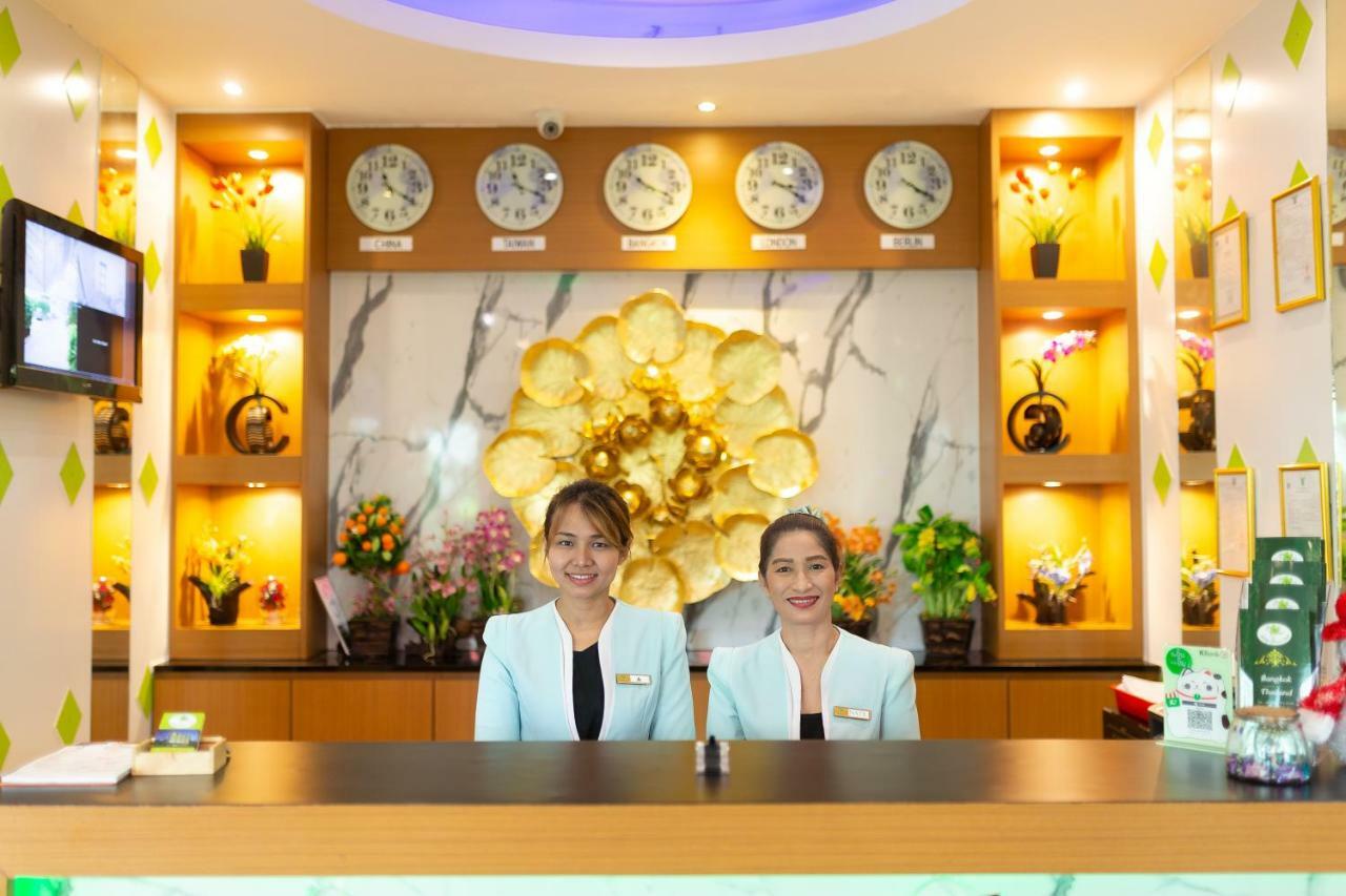 Lucky Green View Bangkok Bagian luar foto