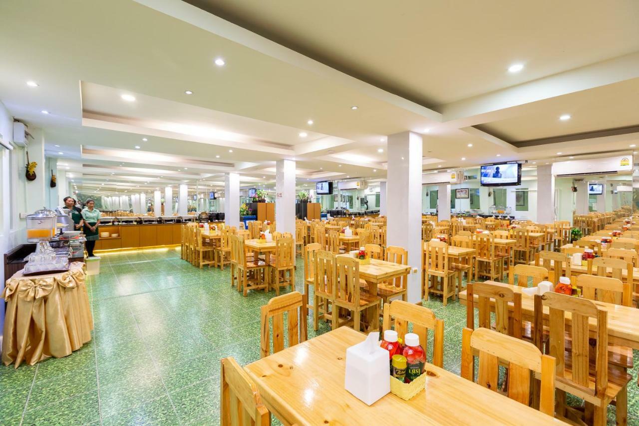 Lucky Green View Bangkok Bagian luar foto